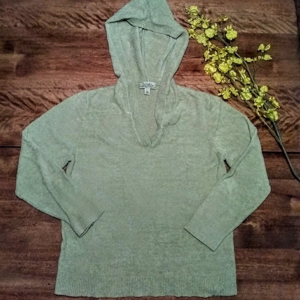 Cabela's Sweater  Large